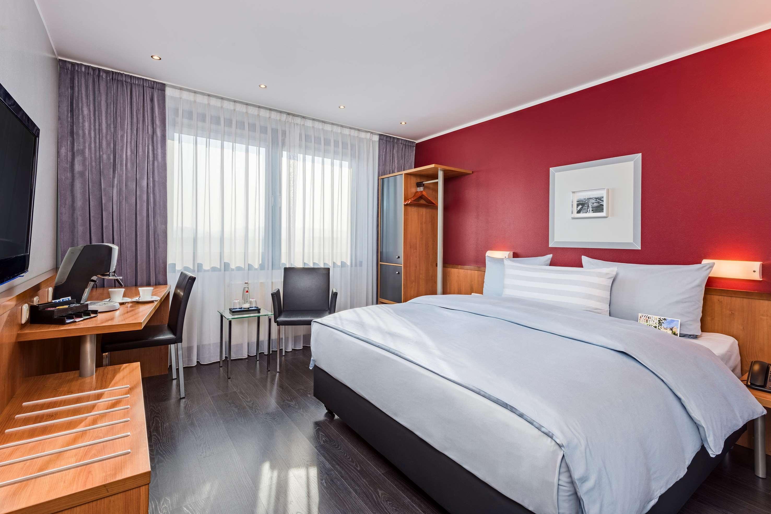 Centrum, Affiliated By Melia Hotel